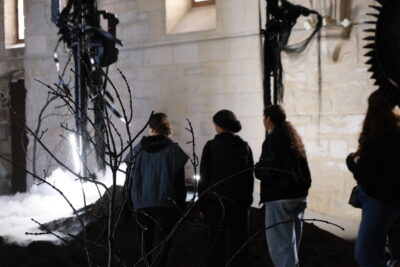 Dans la salle des religieuses - Agrandir l'image 2 sur 5, fenêtre modale